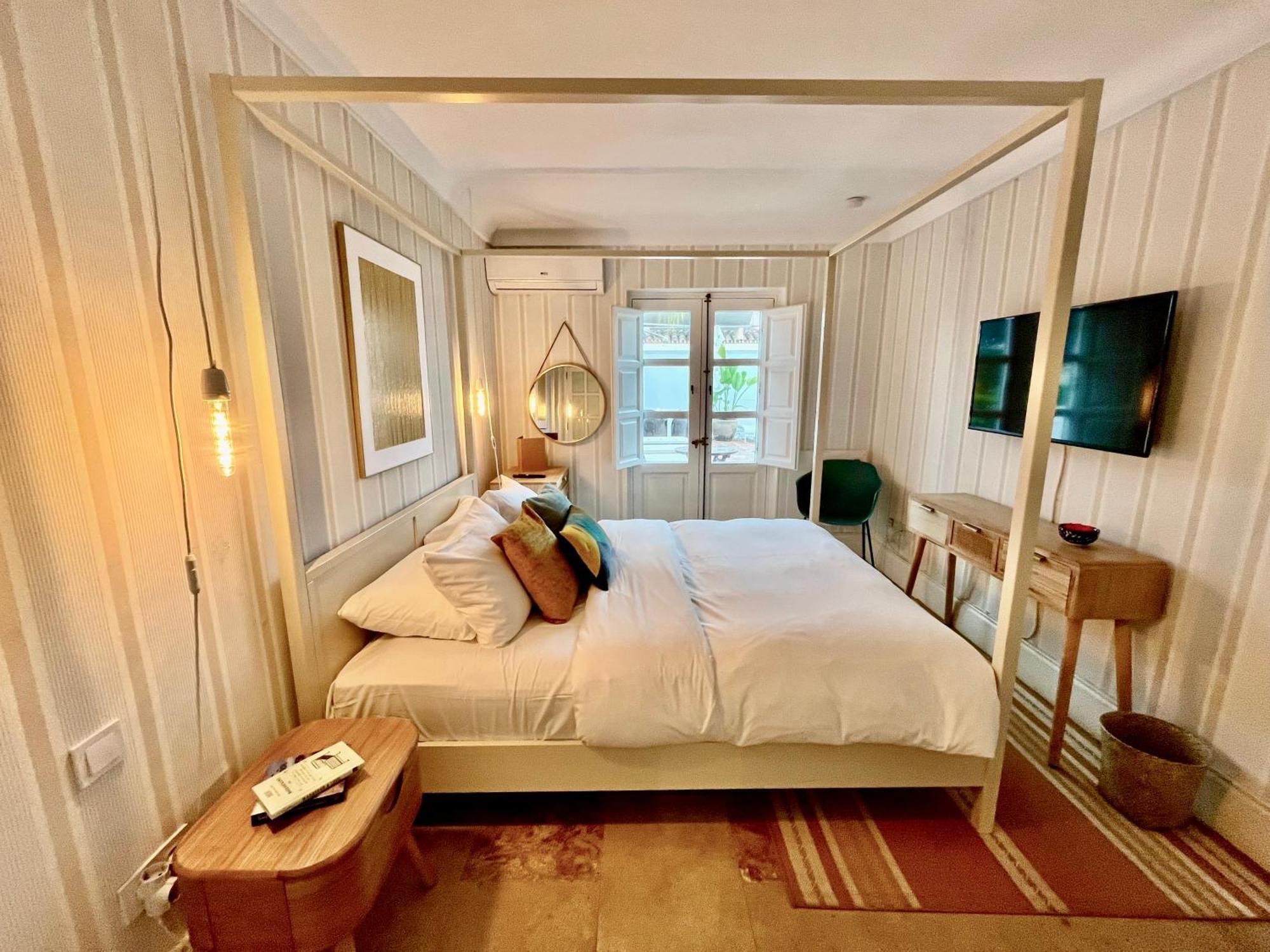 The Pearl - Marbella Bed & Breakfast Exterior photo